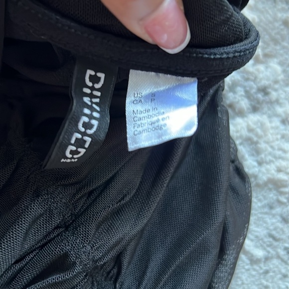 H&M Black Ruffle Bodysuit - Picture 4 of 5